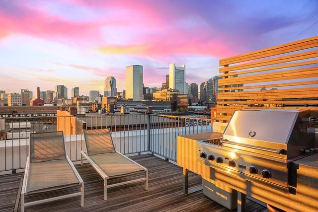 $1,272,500 | 35 Channel Center Street, Unit 505, Boston, MA 02210