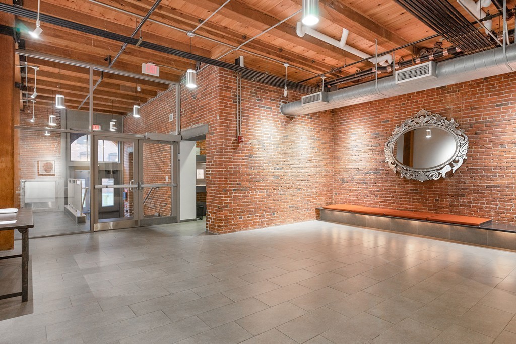 35 Channel Center Street, Unit 505 Boston, MA 02210 - Photo 18 of 21