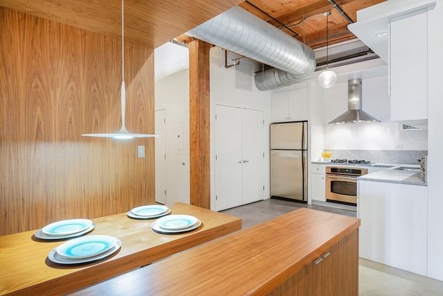 $1,272,500 | 35 Channel Center Street, Unit 505, Boston, MA 02210