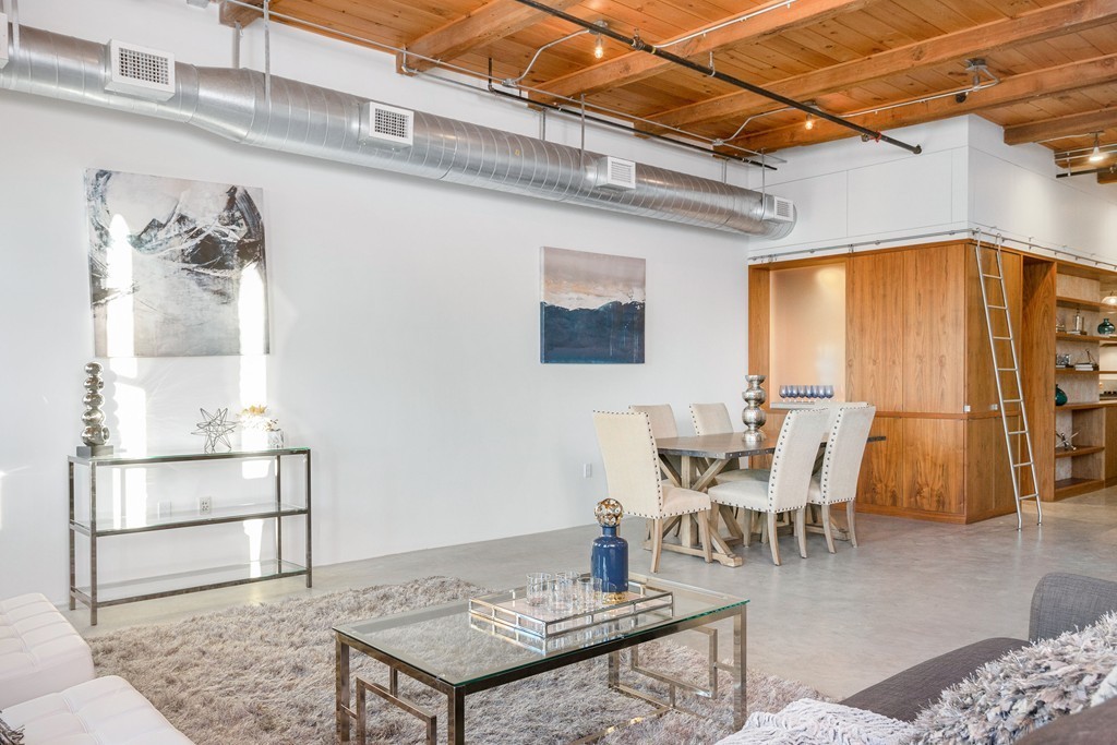 35 Channel Center Street, Unit 505 Boston, MA 02210 - Photo 8 of 21