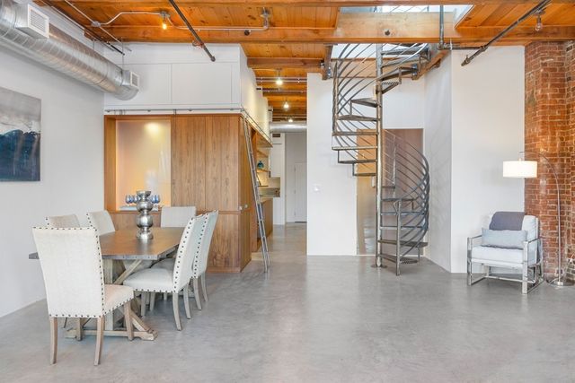 $1,272,500 | 35 Channel Center Street, Unit 505, Boston, MA 02210