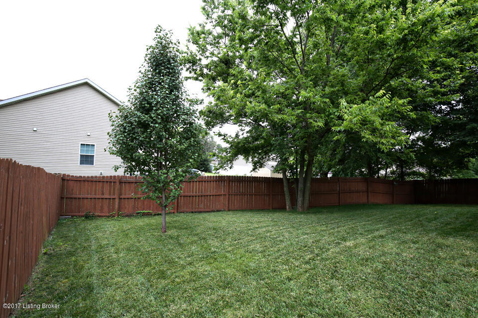 8804 Maple Road Louisville, KY 40219 - Photo 34 of 36 Back Yard