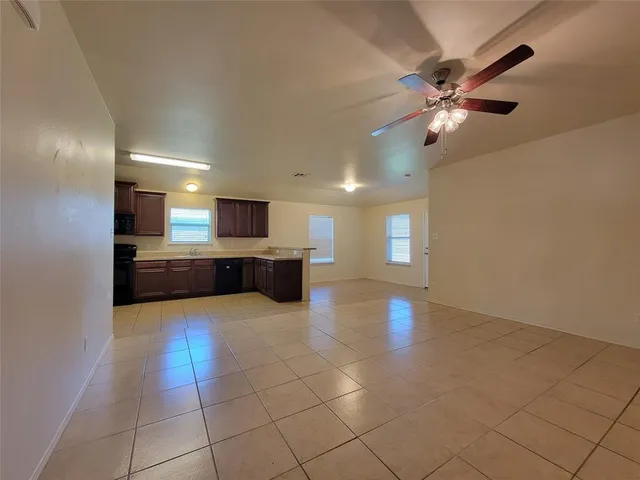 $1,830 | 2515 Wynngate Drive, Seagoville, TX 75159