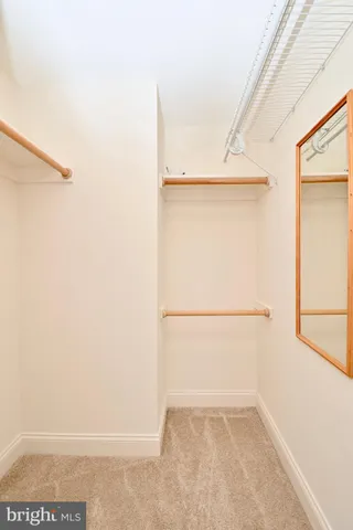 $2,595 | 1020 North Highland Street, Unit 807, Arlington, VA 22201