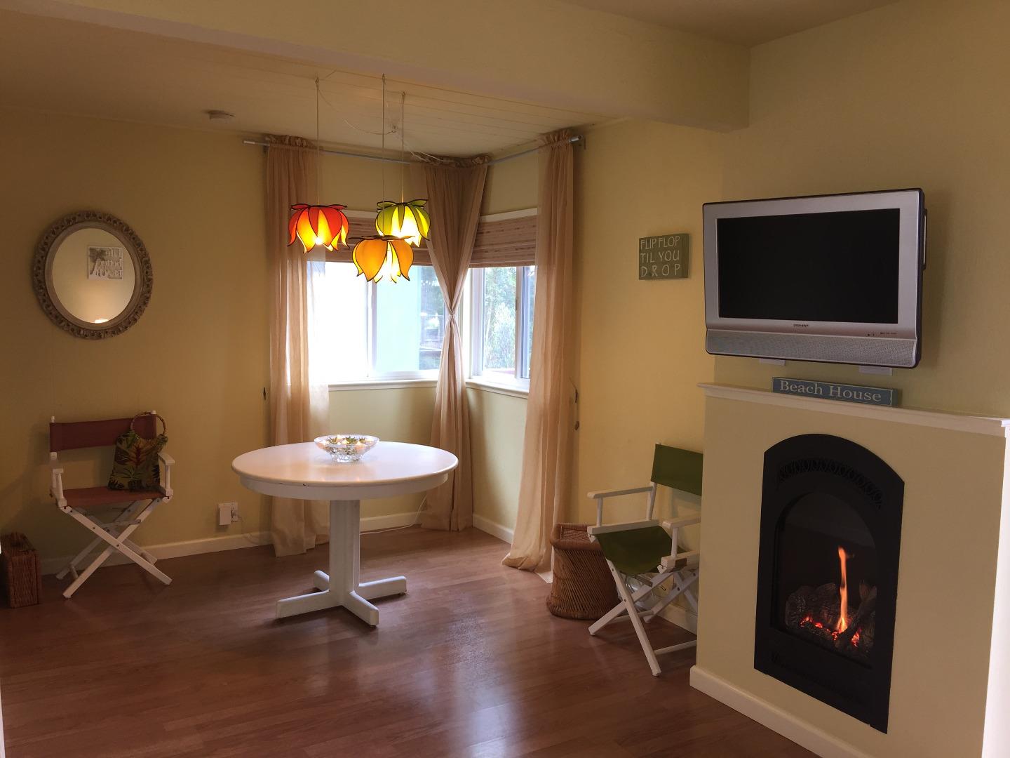 1880 Wharf Road Capitola, CA 95010 - Photo 3 of 32 Gallery Image 3