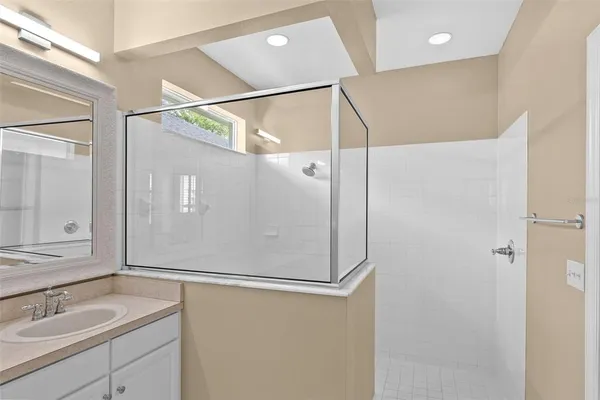 $499,000 | 5015 Sky Blue Drive, Lutz, FL 33558