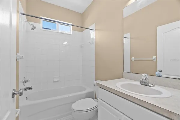 $499,000 | 5015 Sky Blue Drive, Lutz, FL 33558