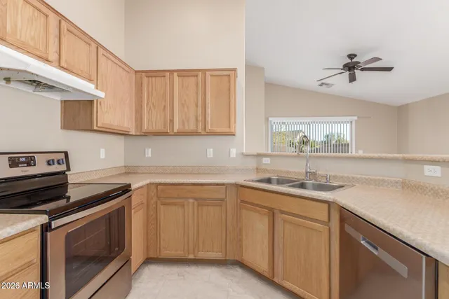 $1,600 | 25241 West Park Avenue, Buckeye, AZ 85326