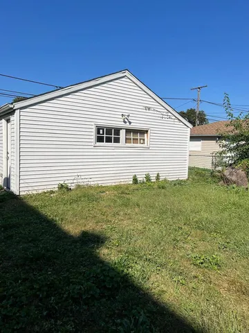 $1,750 | 438 155th Street, Calumet City, IL 60409