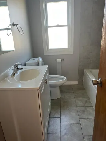 $1,750 | 438 155th Street, Calumet City, IL 60409