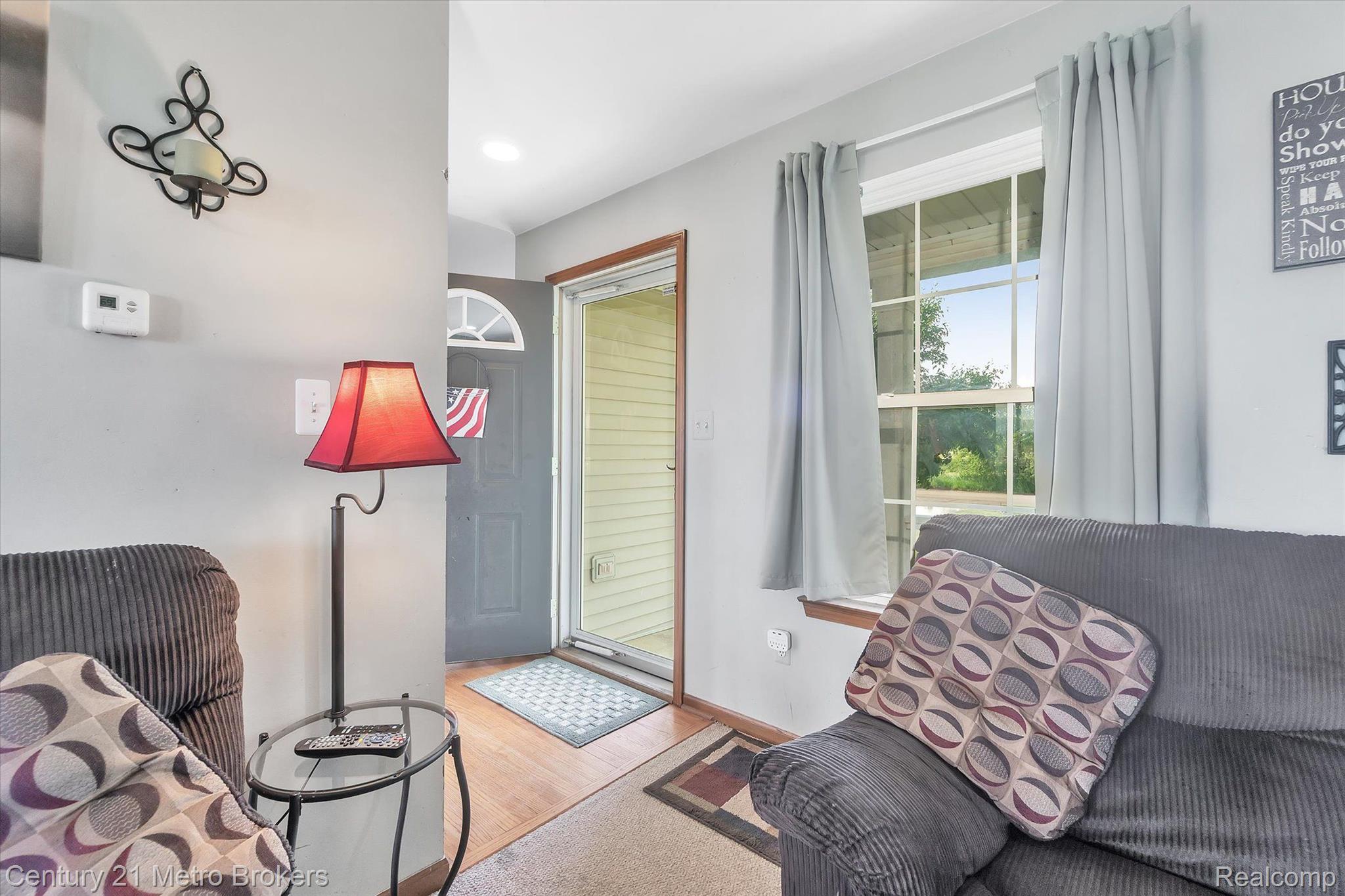 8108 Cook Road Swartz Creek, MI 48473 - Photo 3 of 36 Gallery Image 3