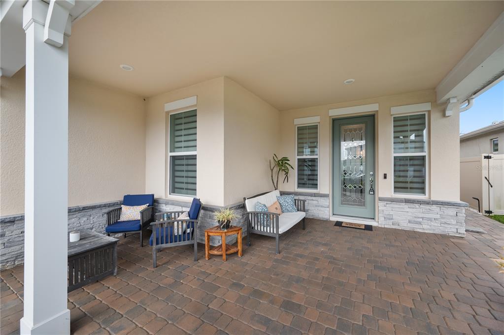 2887 Parkfield Road St. Cloud, FL 34772 - Photo 7 of 51 a living room with furniture and large windows