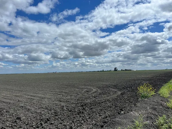 $1,247,400 | 0 West Springfield Avenue West, San Joaquin, CA 93660