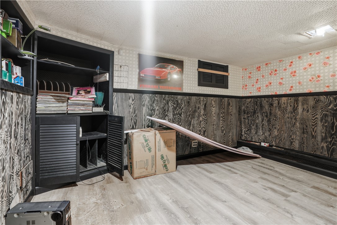 66 Edgehill Road Providence, RI 02906 - Photo 23 of 32 Gallery Image 23
