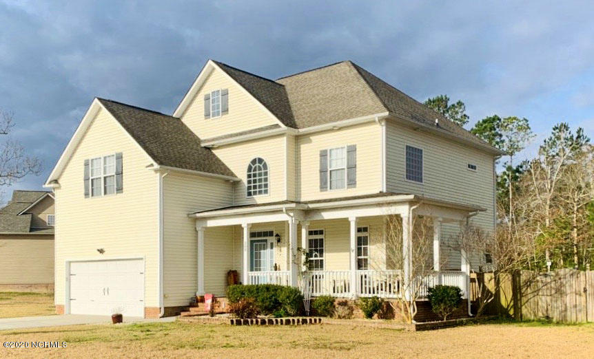 208 Middle Ridge Drive Hubert, NC 28539 - Photo 1 of 35 Front View 1