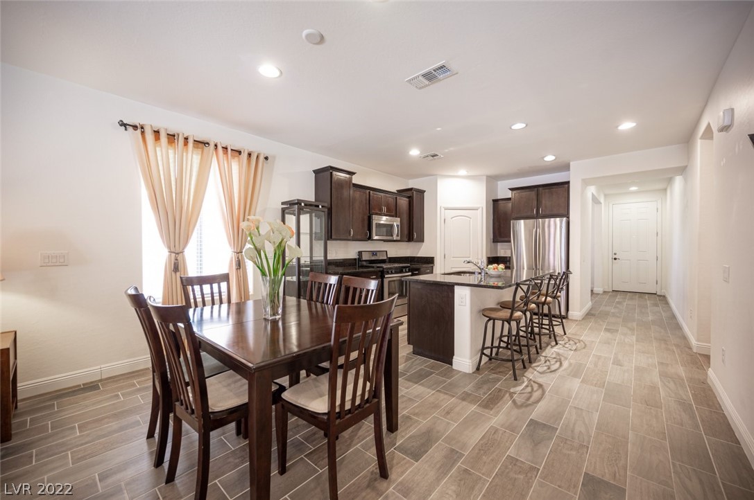 11007 Hunting Hawk Road Las Vegas, NV 89179 - Photo 11 of 50