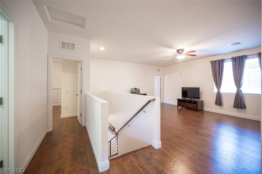 11007 Hunting Hawk Road Las Vegas, NV 89179 - Photo 27 of 50