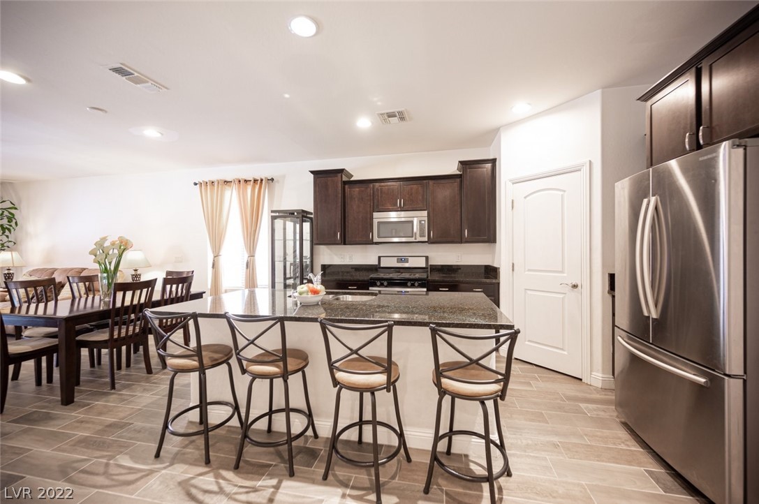 11007 Hunting Hawk Road Las Vegas, NV 89179 - Photo 5 of 50