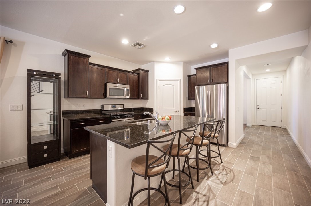 11007 Hunting Hawk Road Las Vegas, NV 89179 - Photo 6 of 50