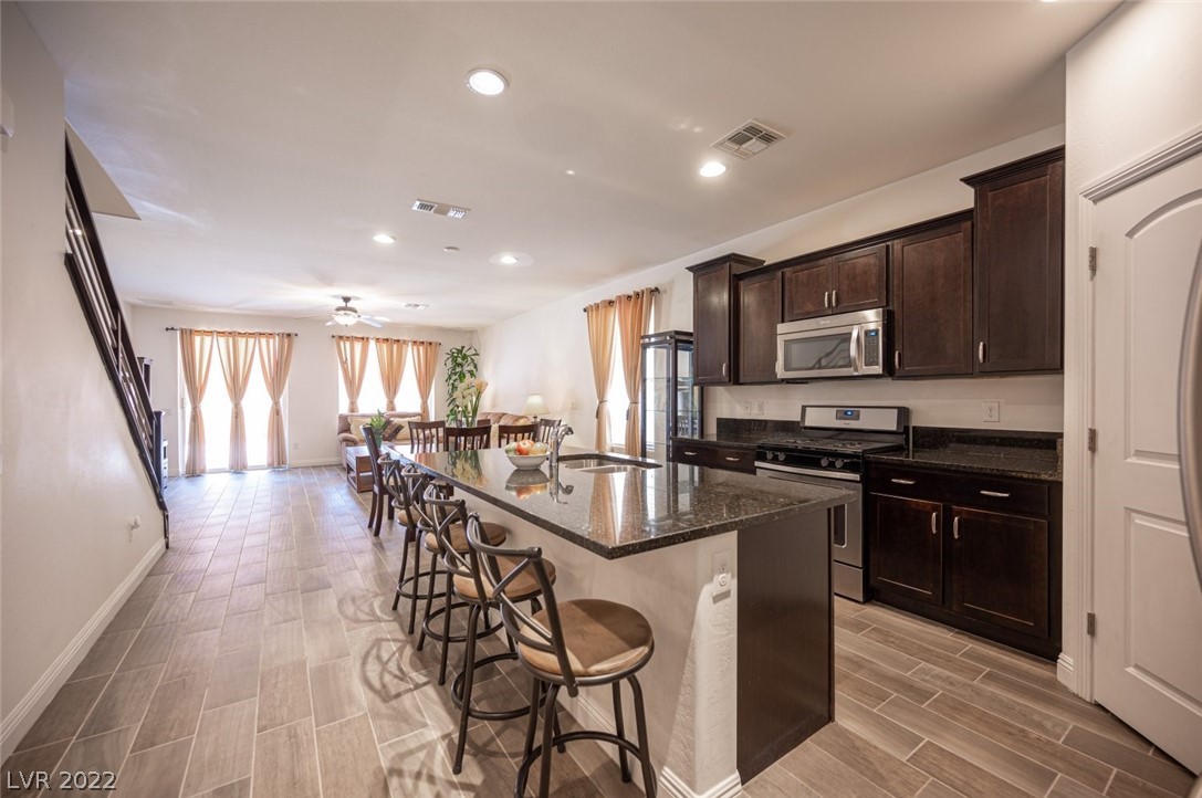 11007 Hunting Hawk Road Las Vegas, NV 89179 - Photo 7 of 50