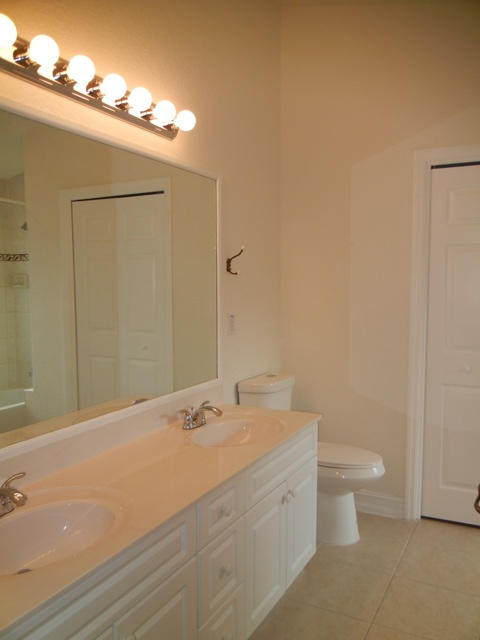 6830 3rd Street Jupiter, FL 33458 - Photo 15 of 29 Master Bath view 2
