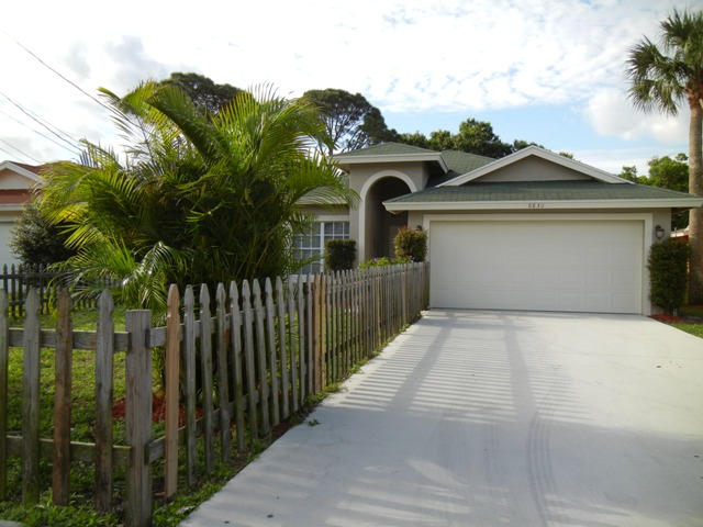 6830 3rd Street Jupiter, FL 33458 - Photo 2 of 29 02-Front