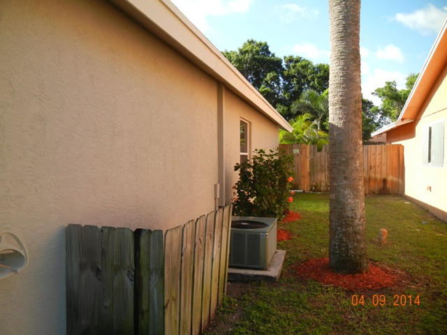 6830 3rd Street Jupiter, FL 33458 - Photo 29 of 29 West Side