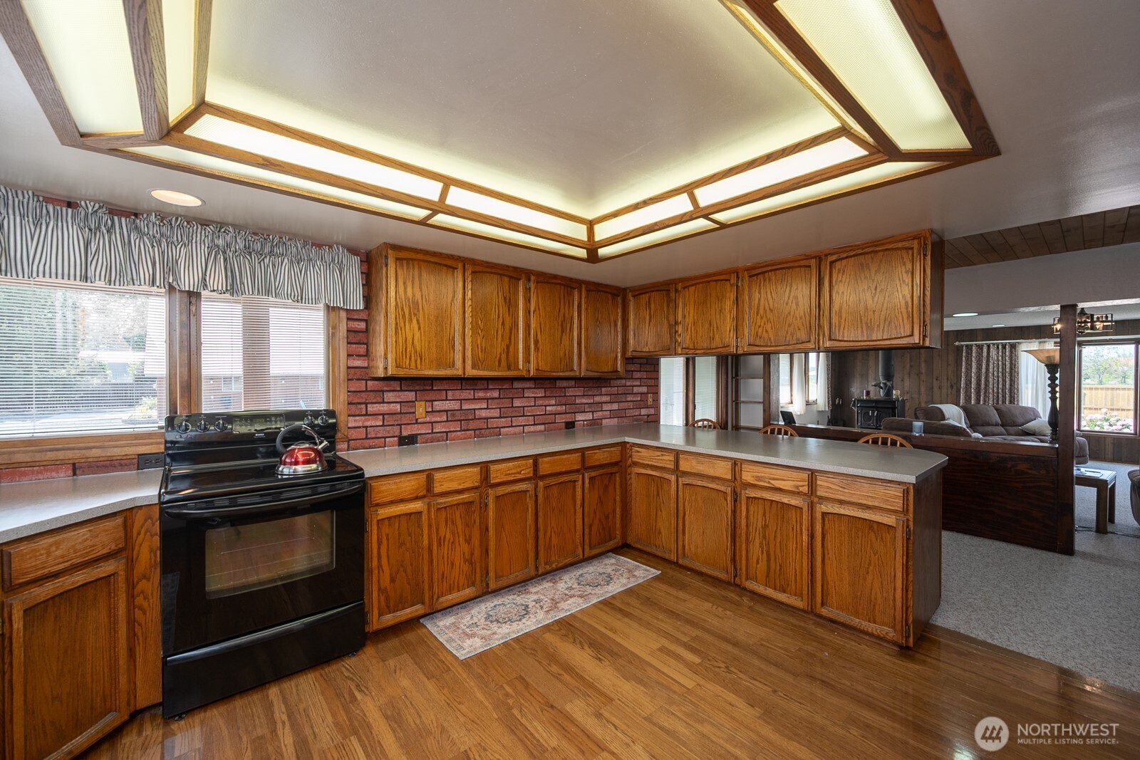 710 South McKinney Road Othello, WA 99344 - Photo 17 of 39