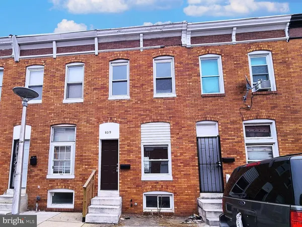 $1,450 | 809 North Curley Street, Baltimore, MD 21205