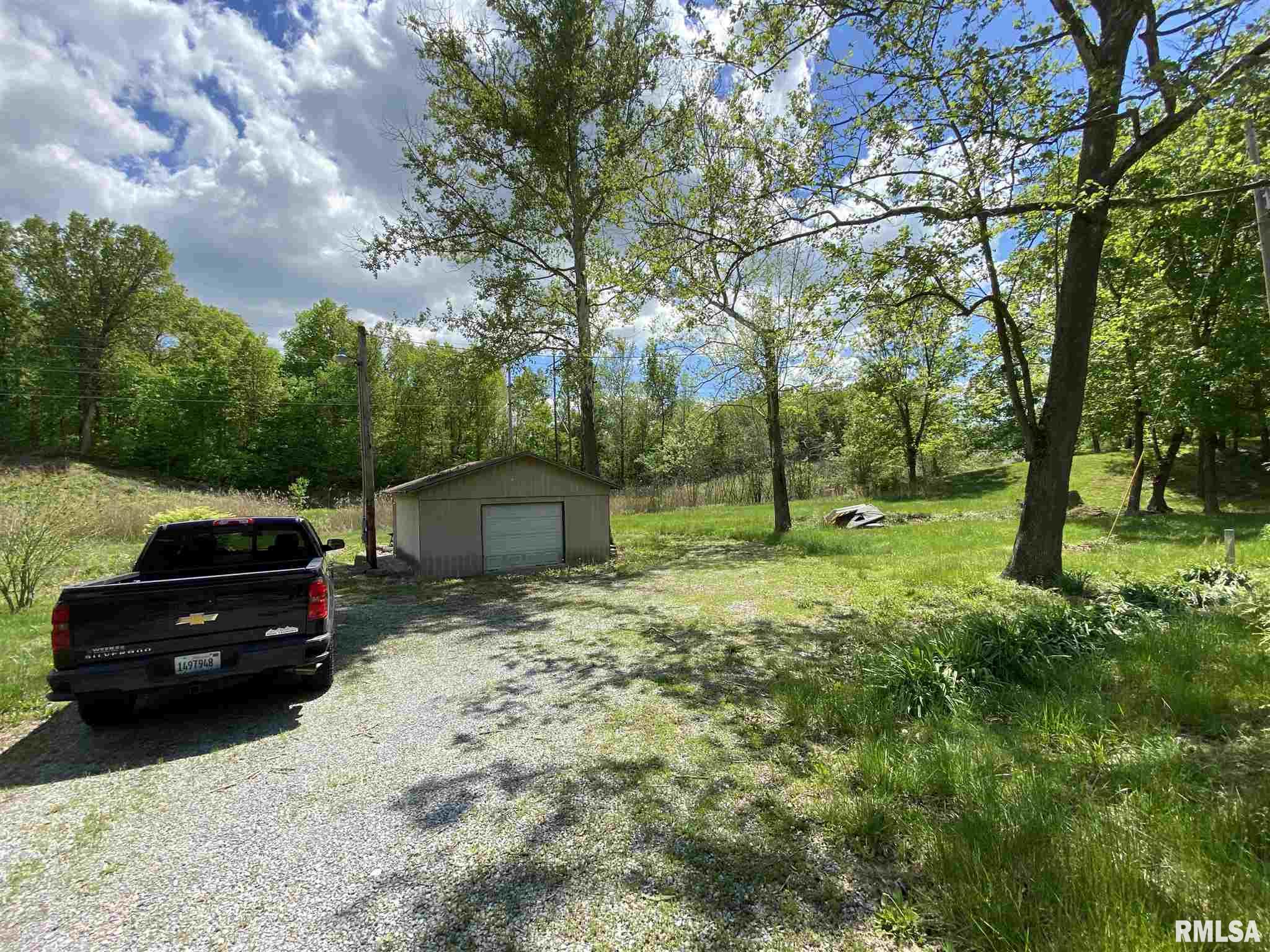 8187 Grassy Road Carbondale, IL 62902 - Photo 10 of 14