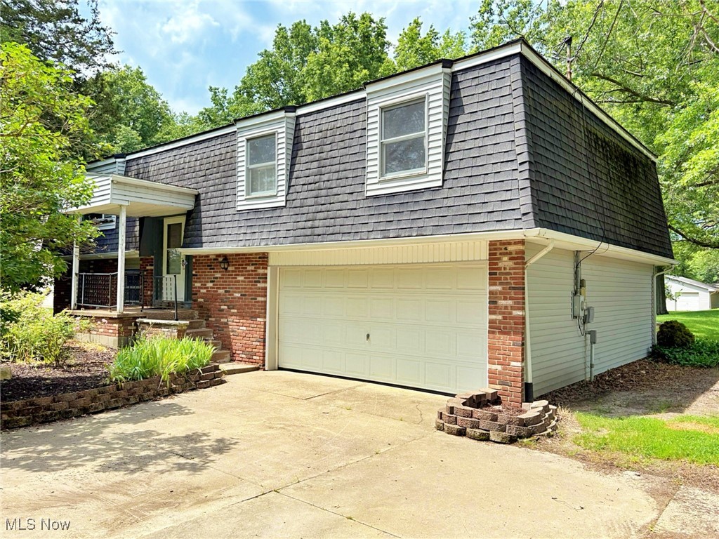 10511 Darrow Road Vermilion, OH 44089 - Photo 4 of 43