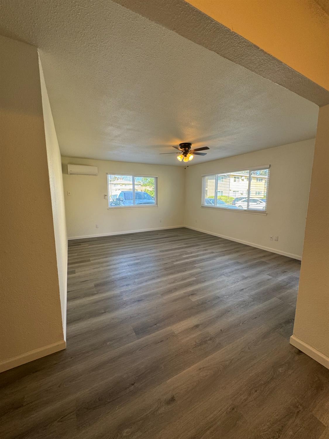 4536 Ashcroft Avenue Sacramento, CA 95841 - Photo 9 of 11