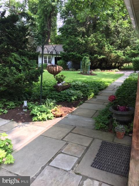 675 Cathcart Road Blue Bell, PA 19422 - Photo 14 of 28 Exterior Slate pathways
