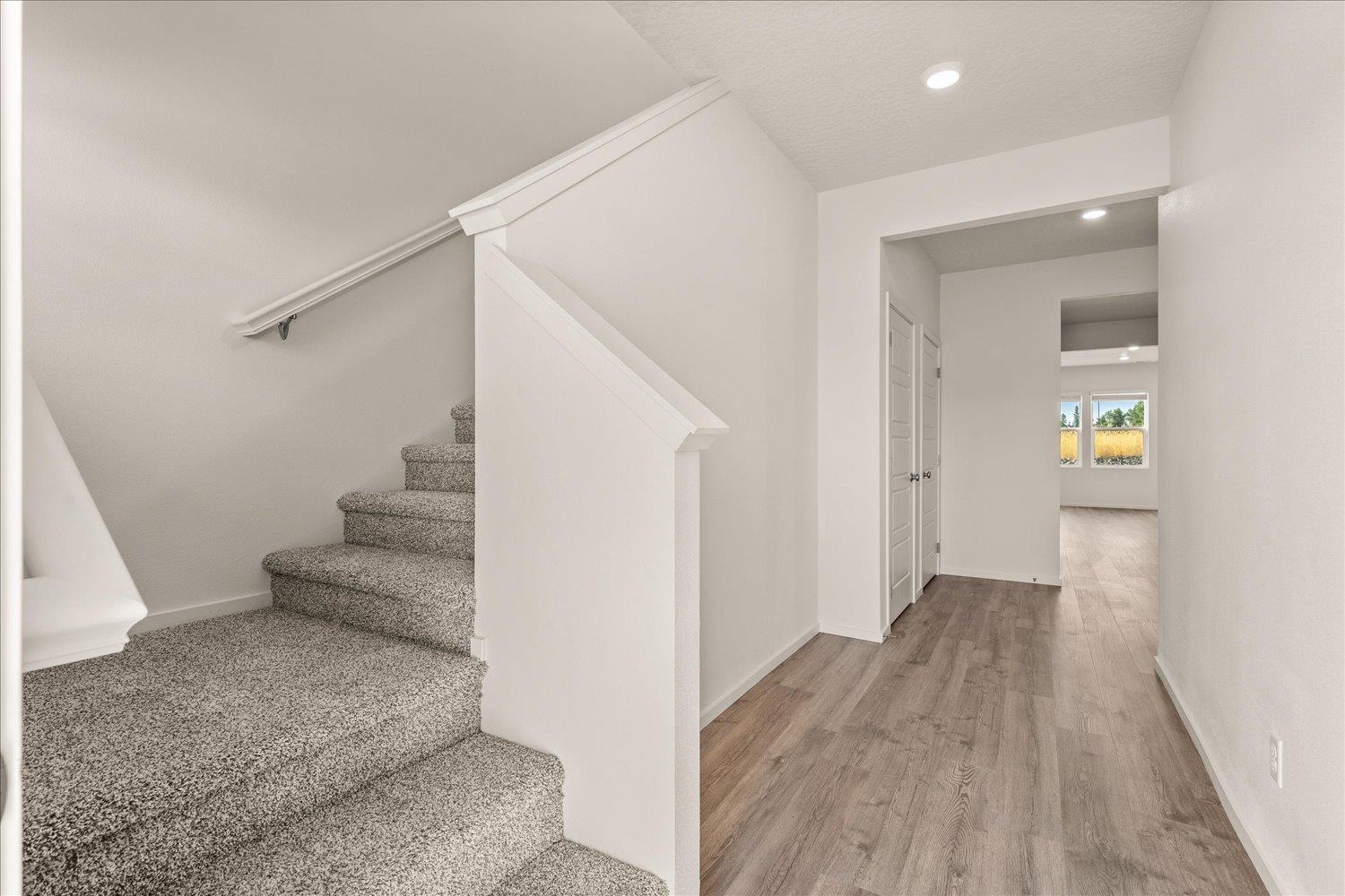 3134 Glenrose Road Spokane, WA 99217 - Photo 2 of 20