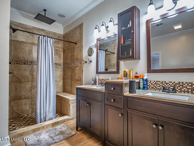 $464,000 | 123 A File Road, Batesville, MS 38606