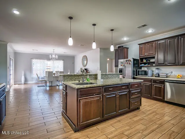 $464,000 | 123 A File Road, Batesville, MS 38606