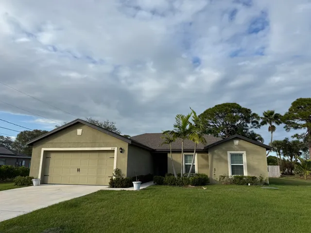 $2,500 | 2681 Southeast Ibis Avenue, Port St. Lucie, FL 34952