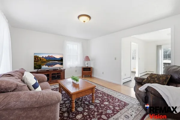 $679,900 | 111 General Hobbs Road, Holden, MA 01522