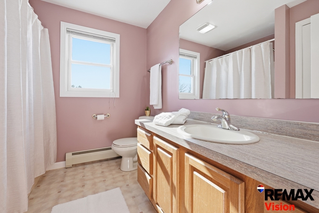 111 General Hobbs Road Holden, MA 01522 - Photo 23 of 36