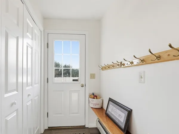 $679,900 | 111 General Hobbs Road, Holden, MA 01522