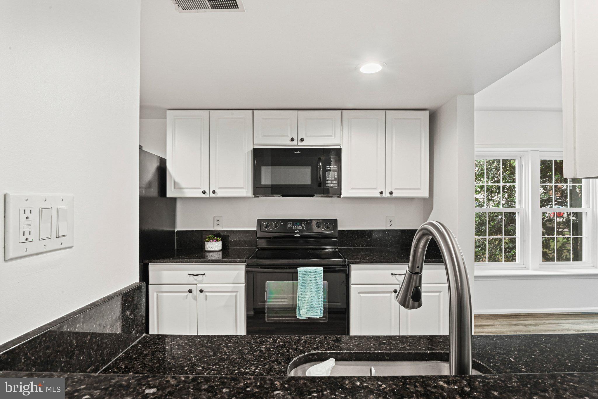 12888 Grays Pointe Road, Unit A Fairfax, VA 22033 - Photo 15 of 36
