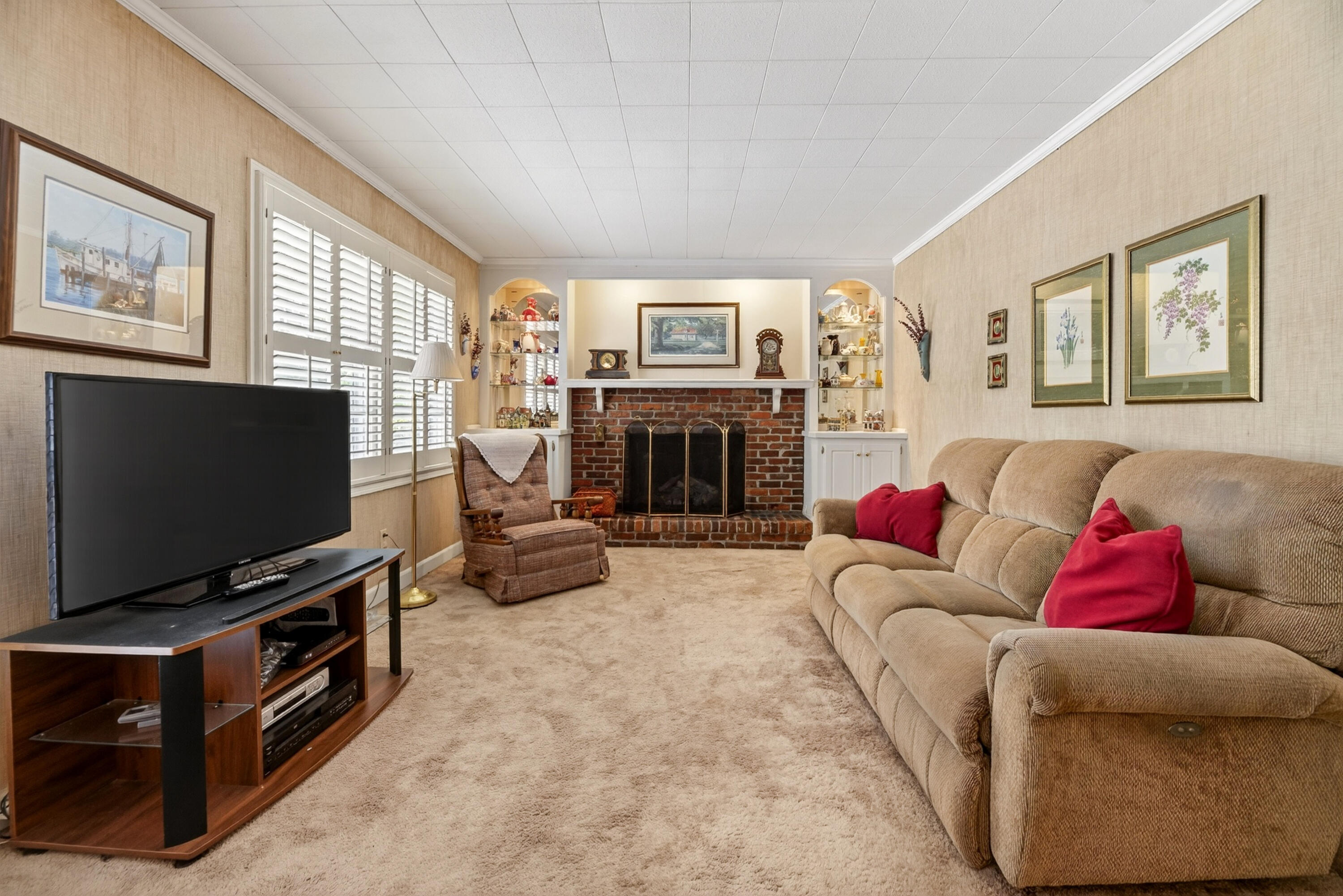 713 East Harlin Street Elloree, SC 29047 - Photo 21 of 46 IMG_7078