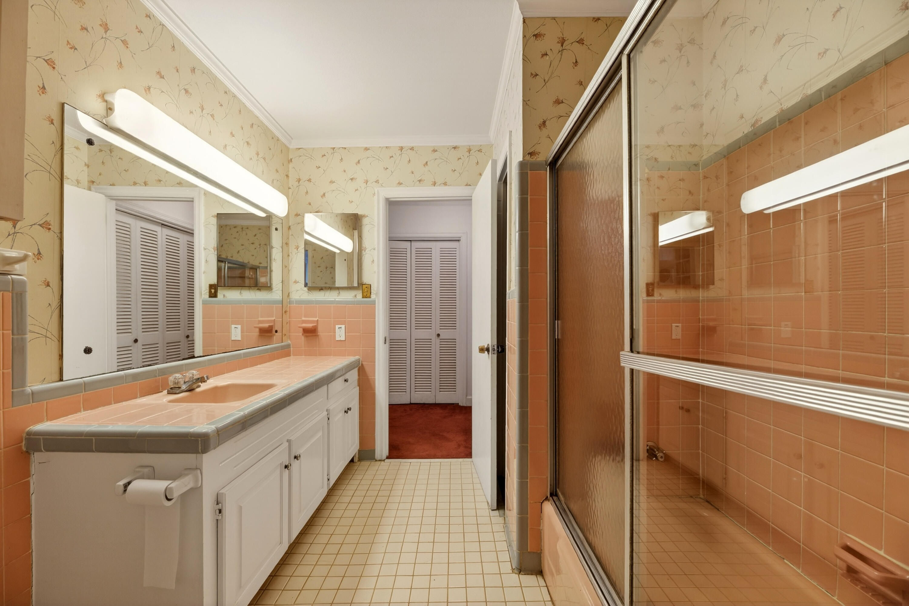 713 East Harlin Street Elloree, SC 29047 - Photo 28 of 46 IMG_7173