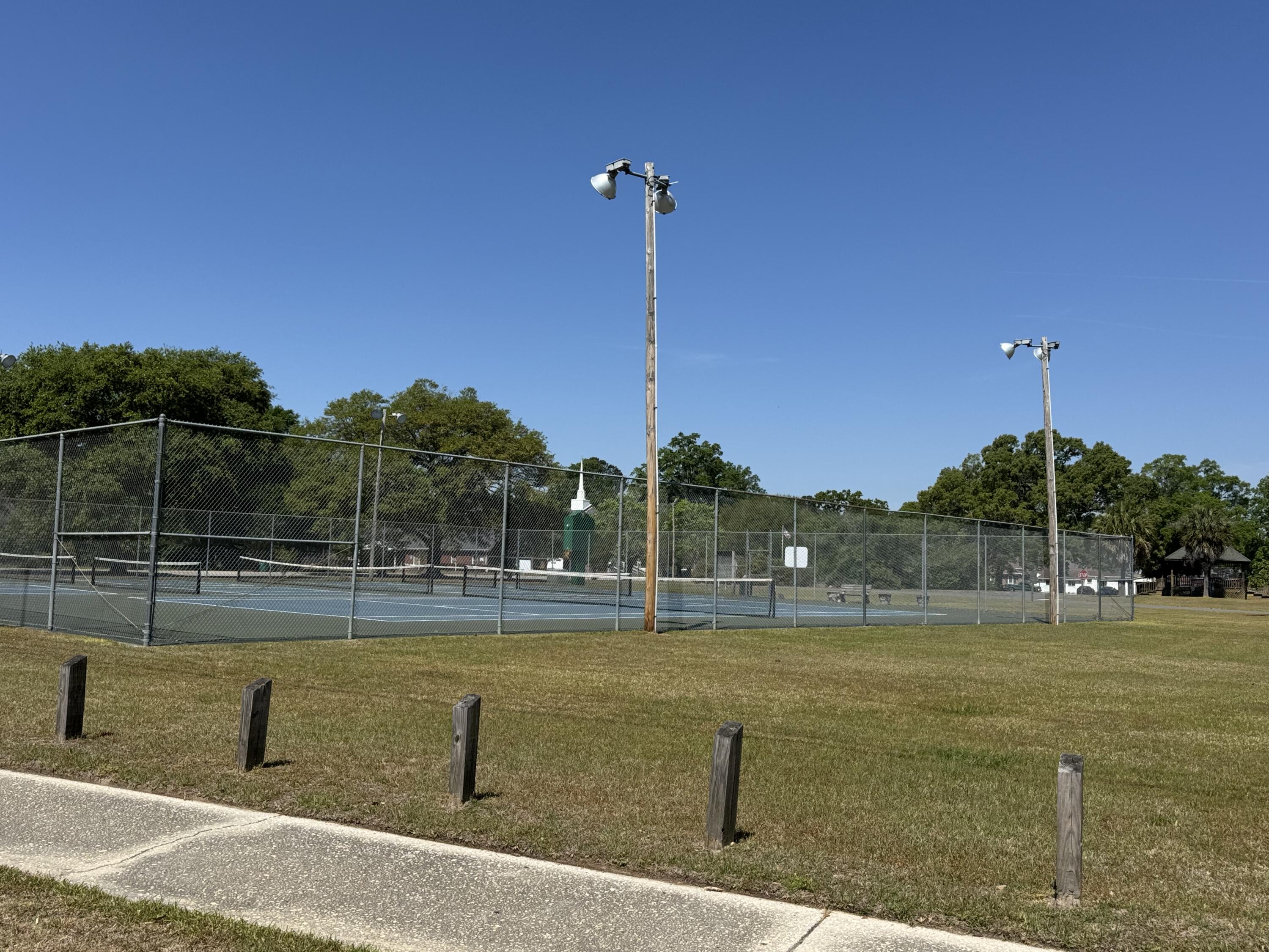 713 East Harlin Street Elloree, SC 29047 - Photo 44 of 46 IMG_9495