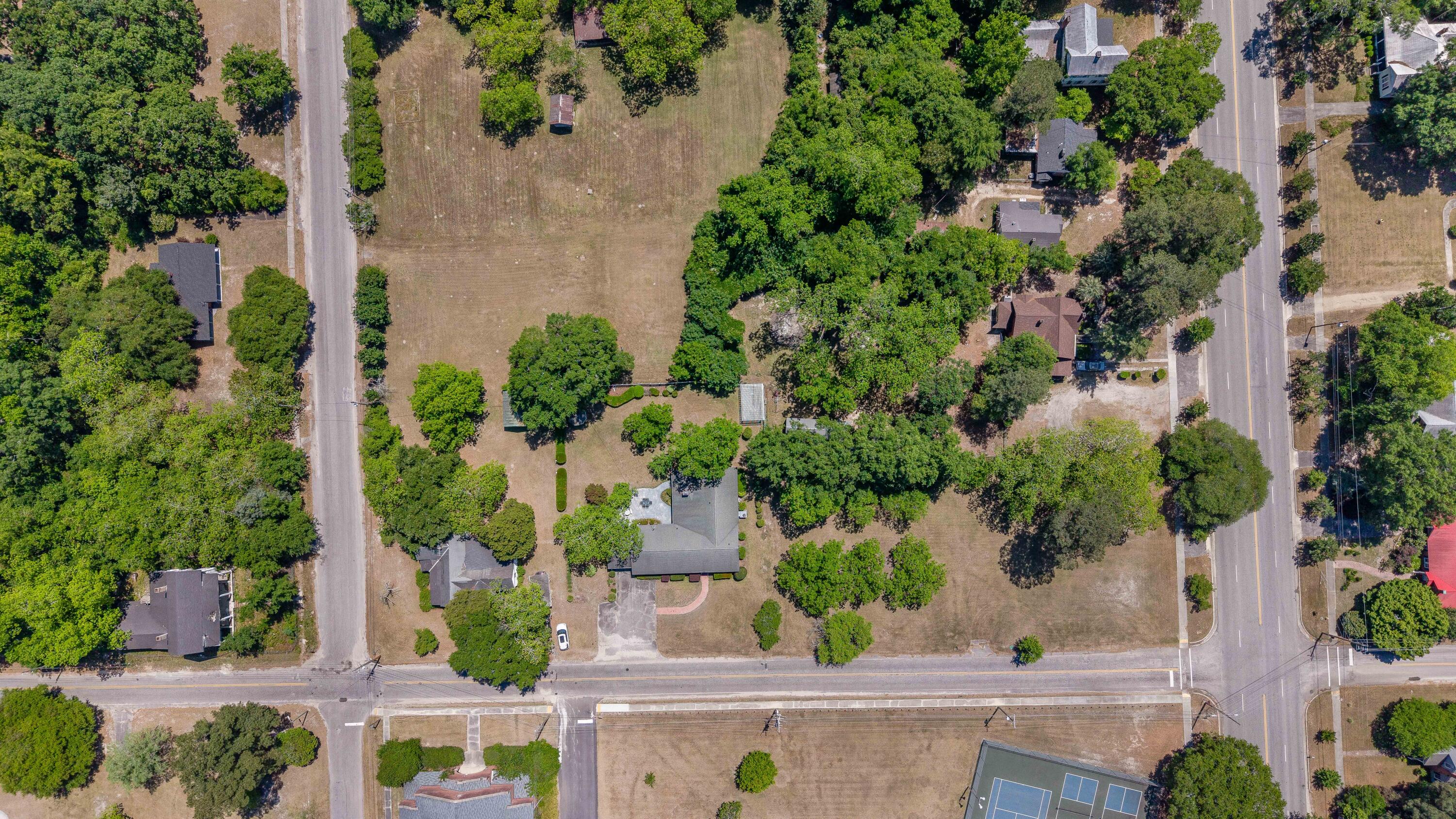 713 East Harlin Street Elloree, SC 29047 - Photo 6 of 46 DJI_20260420130636_0207_D-HDR