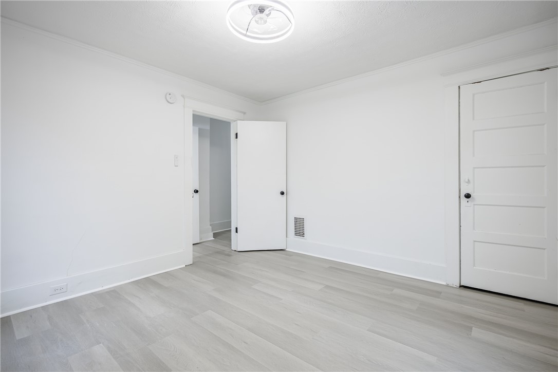 35 Lawton Street Rochester, NY 14607 - Photo 13 of 23