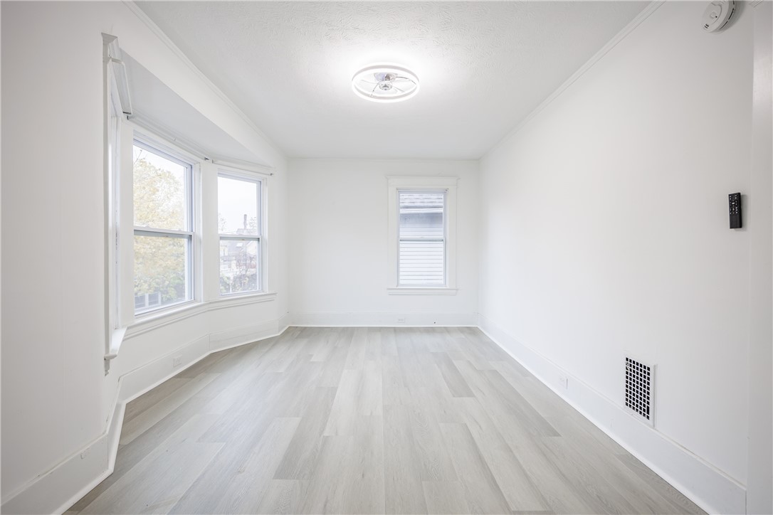 35 Lawton Street Rochester, NY 14607 - Photo 18 of 23