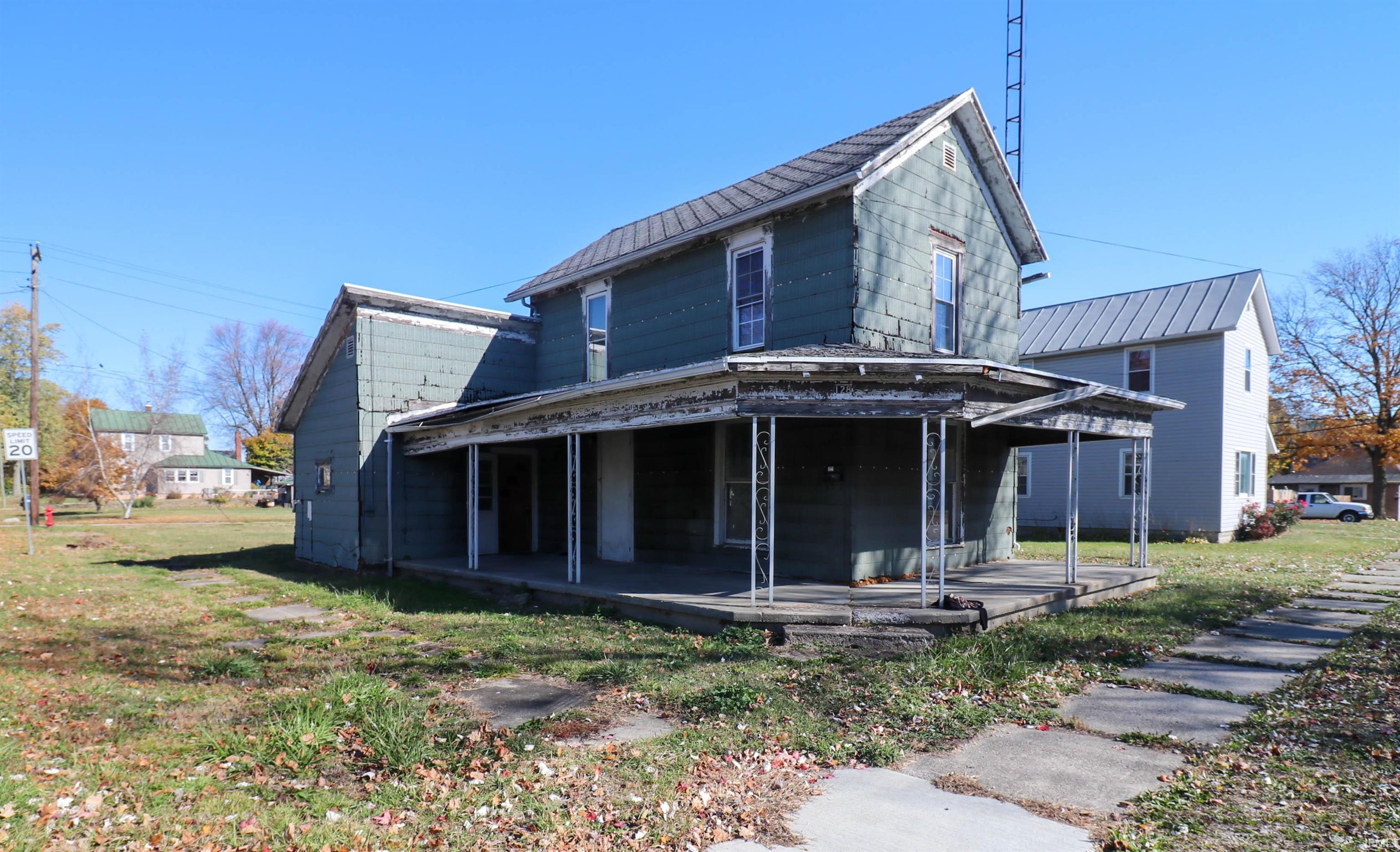 128 West North Street Dunkirk, IN 47336 - Photo 2 of 9