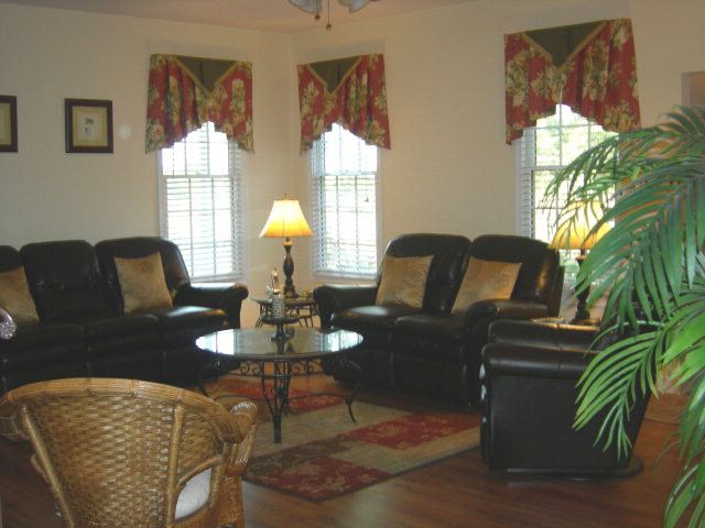 555 Orchard Road Williston, SC 29853 - Photo 3 of 21