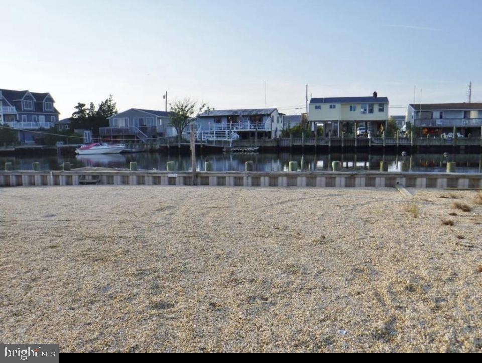 306 Heron Road Tuckerton, NJ 08087 - Photo 8 of 9
